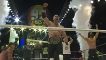 Claudio Castagnoli se convierte en Campeón Mundial Peso Completo de CMLL