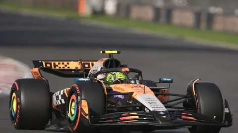Lando Norris pone contra las cuerdas a Max Verstappen y se lleva la pole position del GP de México