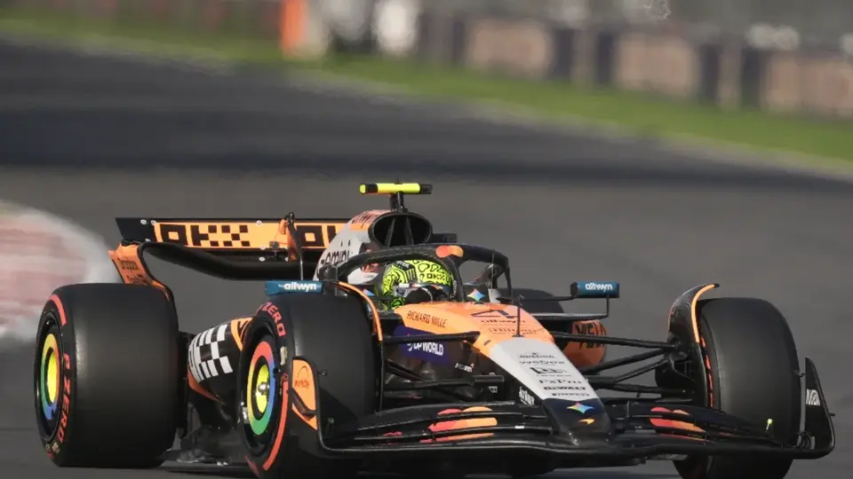 Lando Norris pone contra las cuerdas a Max Verstappen y se lleva la pole position del GP de México