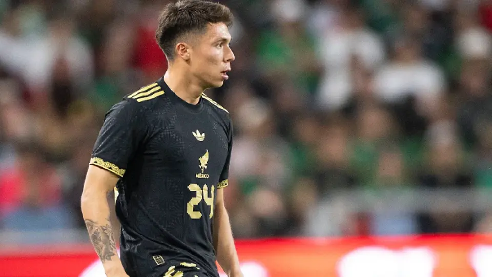 Santiago Giménez revela que Rodrigo Huescas tiene esperanzas en llegar al Mundial 2026