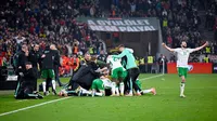 ¡A repechaje! Irlanda remonta a Hungría con gol de último minuto