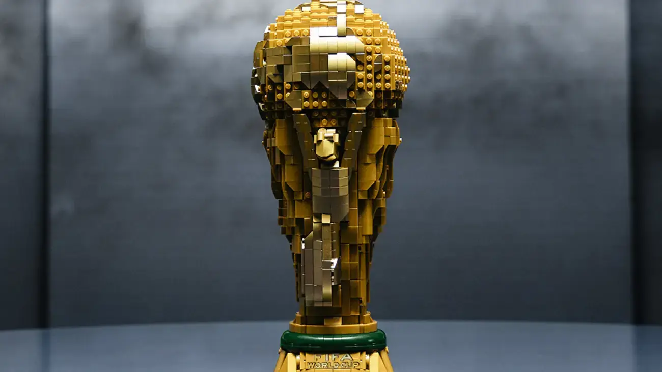 FIFA y LEGO se unen para el Mundial 2026 con una réplica del trofeo a escala | X: CAPTURA DE PANTALLA