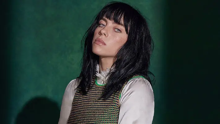 VIDEO: Billie Eilish llama a los billonarios a donar su dinero