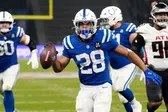 Colts vence en tiempo extra a Falcons con histórica actuación de Jonathan Taylor en Berlín