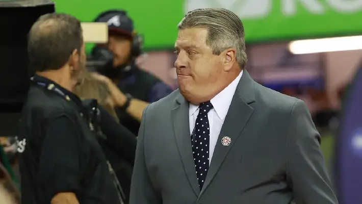 Afición de Costa Rica canta "fuera Piojo" ante inminente eliminación