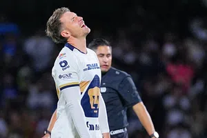 Aaron Ramsey reaparece devastado por su pequeña perrita: “Estamos con el corazón roto”