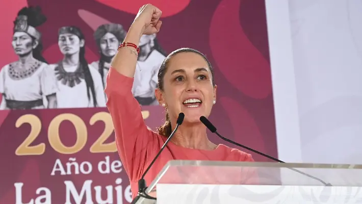 Sheinbaum entra al top 5 mundial de mujeres más poderosas en 2025