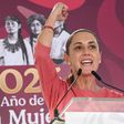 Sheinbaum entra al top 5 mundial de mujeres más poderosas en 2025
