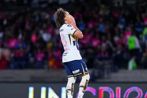 Adalberto Carrasquilla recibe sanción previo al Play In