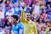 Lorenzo Faravelli es expulsado en el Cruz Azul vs Pumas