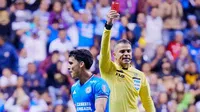 Lorenzo Faravelli es expulsado en el Cruz Azul vs Pumas