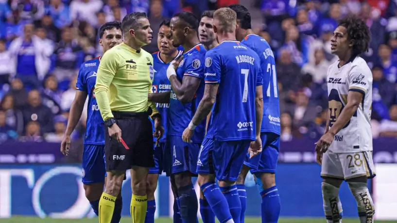 Jugadores que han sido inhabilitados en Liga MX por lesionar a otro: ¿Se unirá 'Coco' Carrasquilla?