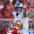 Stafford lanza cuatro pases de TD y los Rams vencen 42-26 a los 49ers