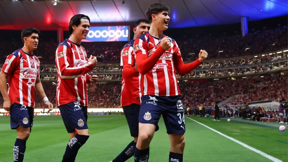 ¡Jutsu de victoria! Chivas goleó a Atlas en el Clásico Tapatío con hat-trick de 'Hormiga' González