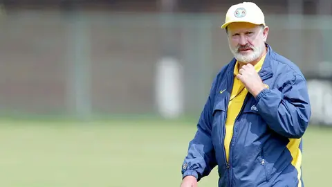 Manuel Lapuente, el encargado de romper la sequía de América en 2002