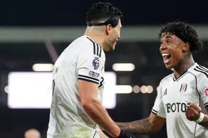 Fulham vence a Nottingham Forest con gol de Raúl Jiménez