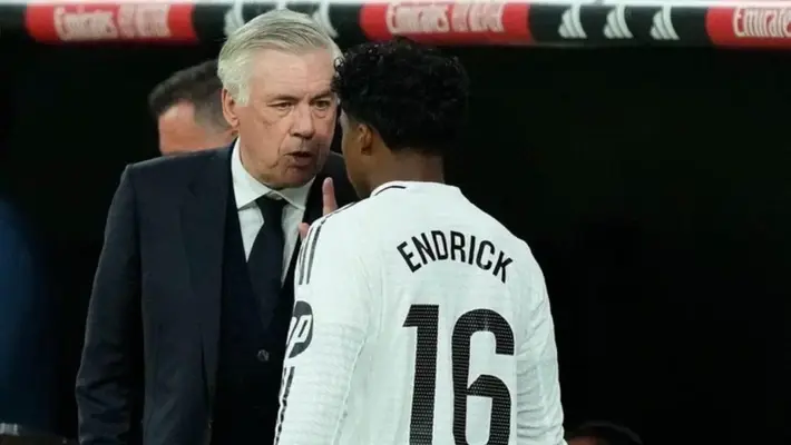 Ancelotti "sugiere" que Endrick piense en un futuro fuera de Real Madrid