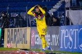 ¡Pasado celeste! Afición le recuerda a Isaías Violante su afición al Cruz Azul previo al Clásico Joven