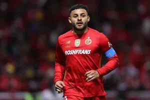 ¡Regresó para ser Campeón! Alexis Vega vuelve a las canchas en la Gran Final ante Tigres y mete penalti del título