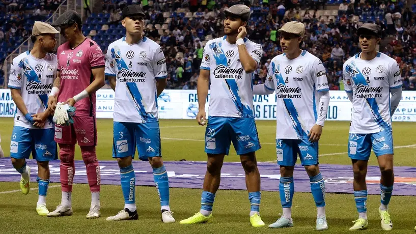 Crisis en Puebla: Nuevos rumores de indisciplina sacuden al vestidor de La Franja