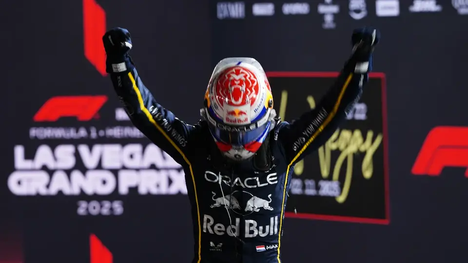 ¡Con el Rey hasta que muera! Max Verstappen domina en el Gran Premio de Las Vegas