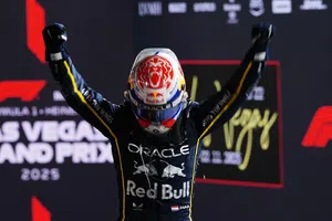 ¡Con el Rey hasta que muera! Max Verstappen domina en el Gran Premio de Las Vegas