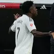 Vinicius ofrece disculpas a la afición del Real Madrid por su actitud en el Clásico