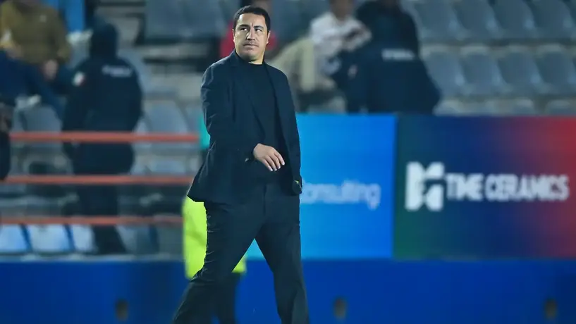 "Efraín Juárez es una copia de Javier Aguirre": Manuel Negrete sobre entrenador de Pumas