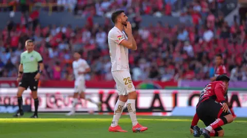 Atlas consigue un sufrido empate ante Toluca