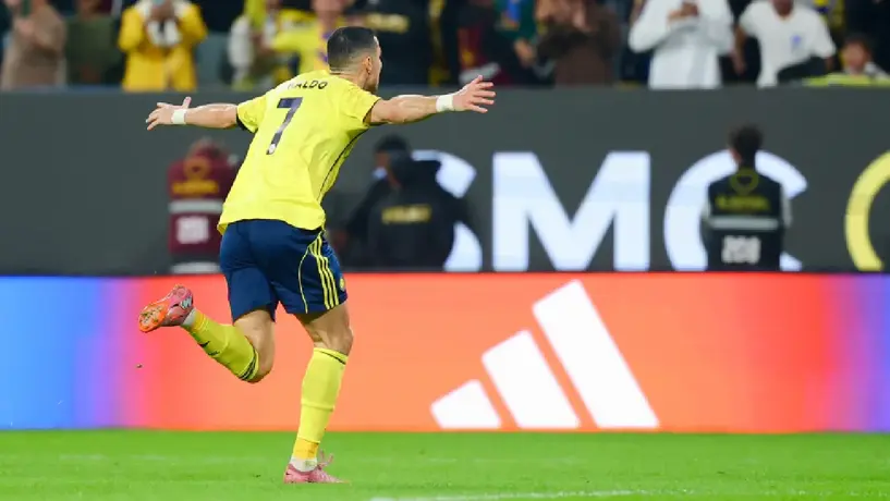 VIDEO: Cristiano Ronaldo emula mítico gol de chilena con el Al-Nasrr
