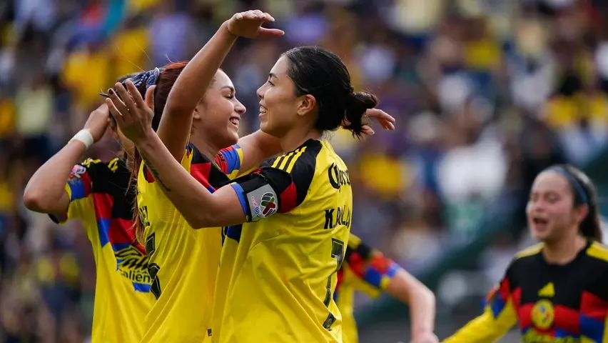 Kiana Palacios se convirtió en la máxima goleadora de América | IMAGO 7