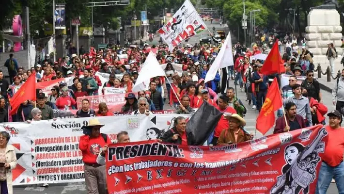 Paro de la CNTE paraliza CDMX este viernes: bloqueos, cierre de Metro y caos vial