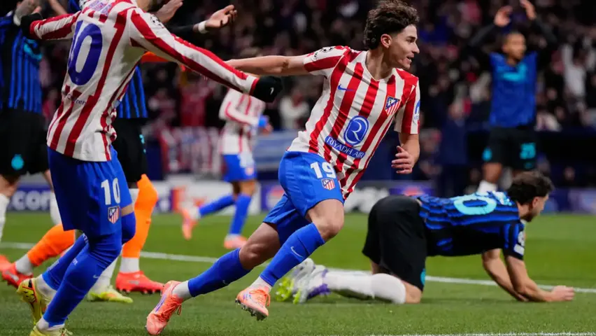 ¿Julián Álvarez al Barcelona? Atlético de Madrid niega rumores | AP