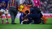 ¡Ahí vamos de nuevo! JJ Macías se lesionó en el partido ante Rayados; abandonó el campo en camilla
