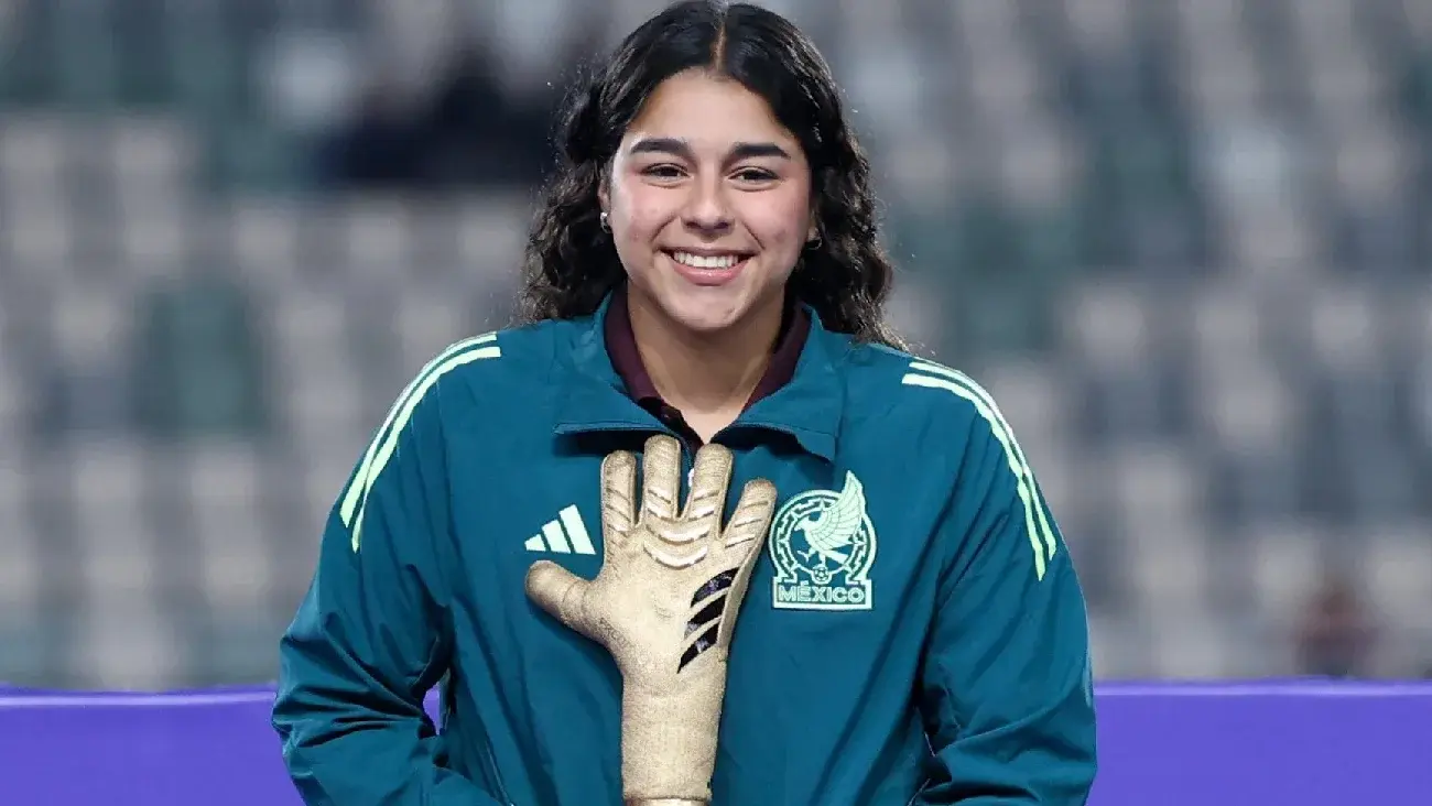 Valentina Murrieta Guante Oro | @Miseleccionfem
