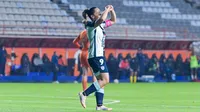 Pachuca vence a Chivas con una jugadora menos en un duelo de récords rotos
