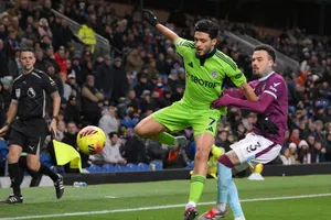 Fulham de Raúl Jiménez consigue importante victoria en su visita ante Burnley