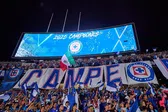 En Cruz Azul tienen miedo de invasión de Chivas en CU; invitan a no "vender" sus colores