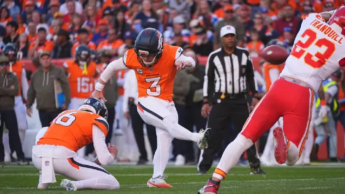 Denver, de la mano de Wil Lutz, vence a los Chiefs de Mahomes