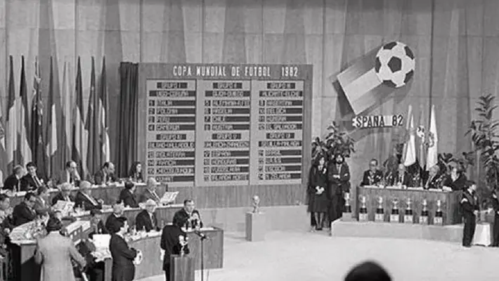 El sorteo más caótico en la historia de los Mundiales: así falló España 82 en vivo