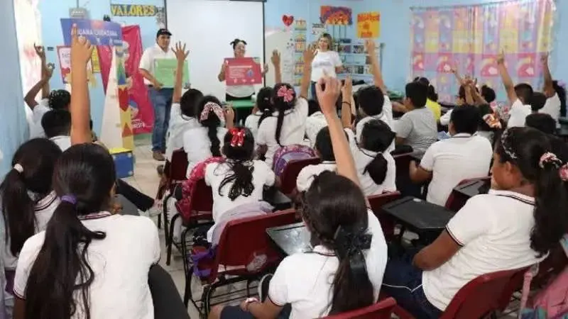 Los alumnos de preescolar, primaria y secundaria tendrán varios fines de semana largos durante el próximo ciclo escolar. / RS