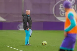 Enrique Alfaro reafirma su compromiso como auxiliar en Valladolid tras la salida de Almada