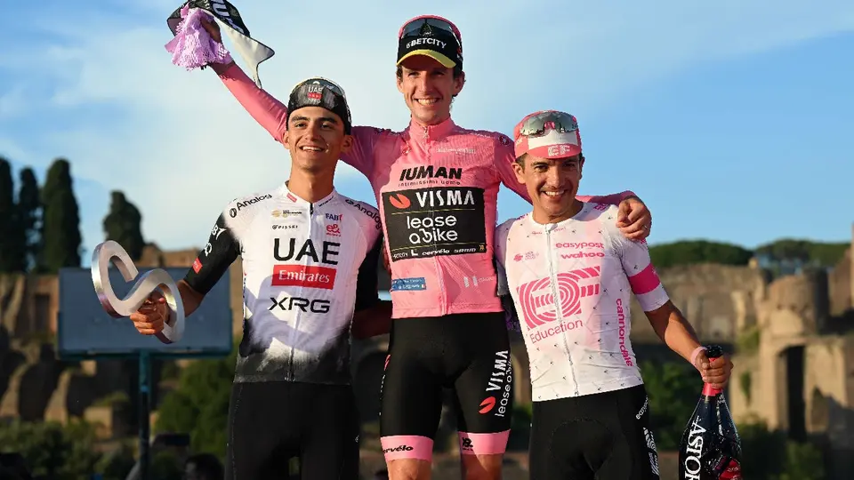 Isaac del Toro recordó su “derrota” en el Giro de Italia: “Es muy normal perder”