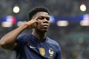 Aurélien Tchouaméni recuerda como superó los abucheos del Bernabéu: "Te hundes o respondes con futbol"