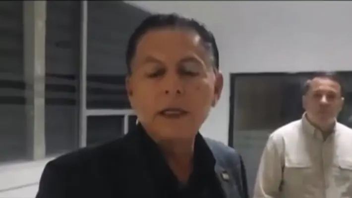 Revocan visa a alcalde de San Luis Río Colorado; lo retienen 5 horas en la frontera