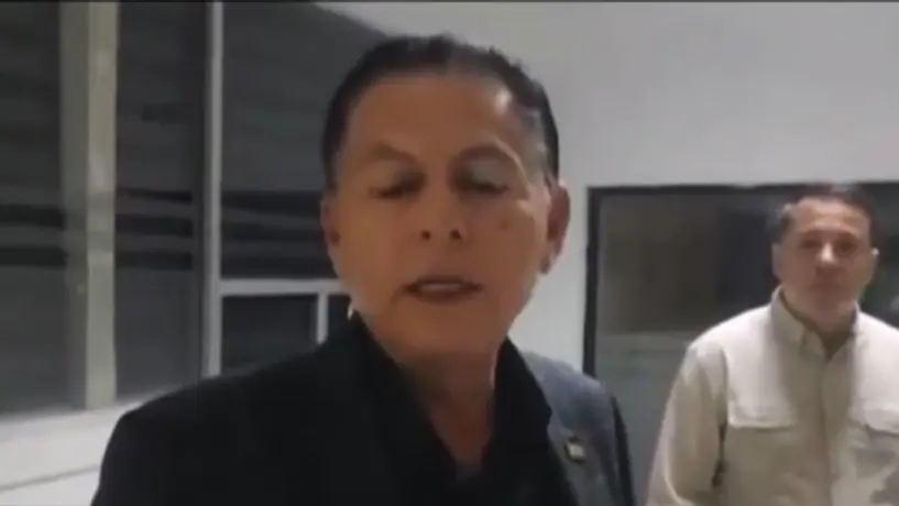 Revocan visa a alcalde de San Luis Río Colorado; lo retienen 5 horas en la frontera