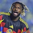El enorme gesto de Saint-Maximin con abuelita americanista