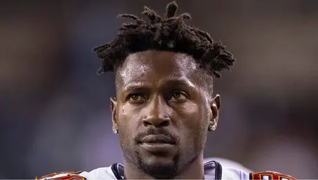 Antonio Brown, de nuevo en la polémica: el tweet de la exestrella de la NFL sobre el crimen organizado