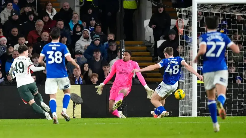 Chelsea sufrió, pero venció a Cardiff City y avanzó a Semifinales en la Carabao Cup