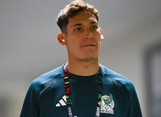 "Mi tobillo estaba destrozado": Chiquete Orozco relata el drama que lo alejó del Mundial